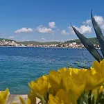 Vjera Tisno