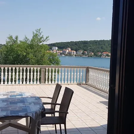 Vjera Apartment