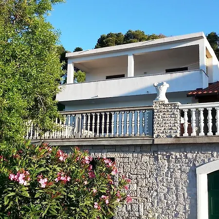 Vjera Apartment Tisno