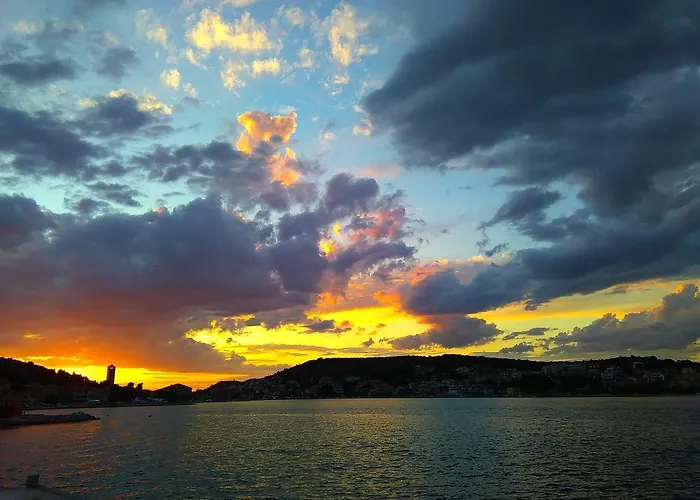 Апартаменты Vjera Тисно