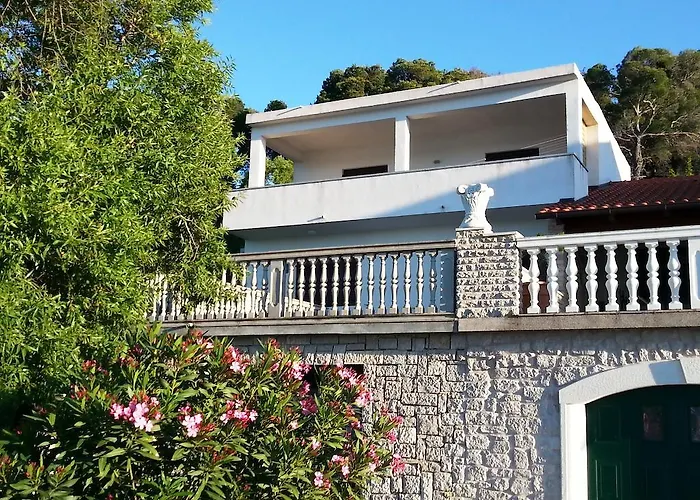 Vjera Apartment Tisno